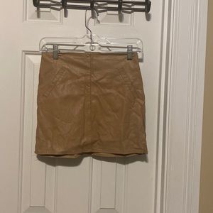 Lightweight mini skirt